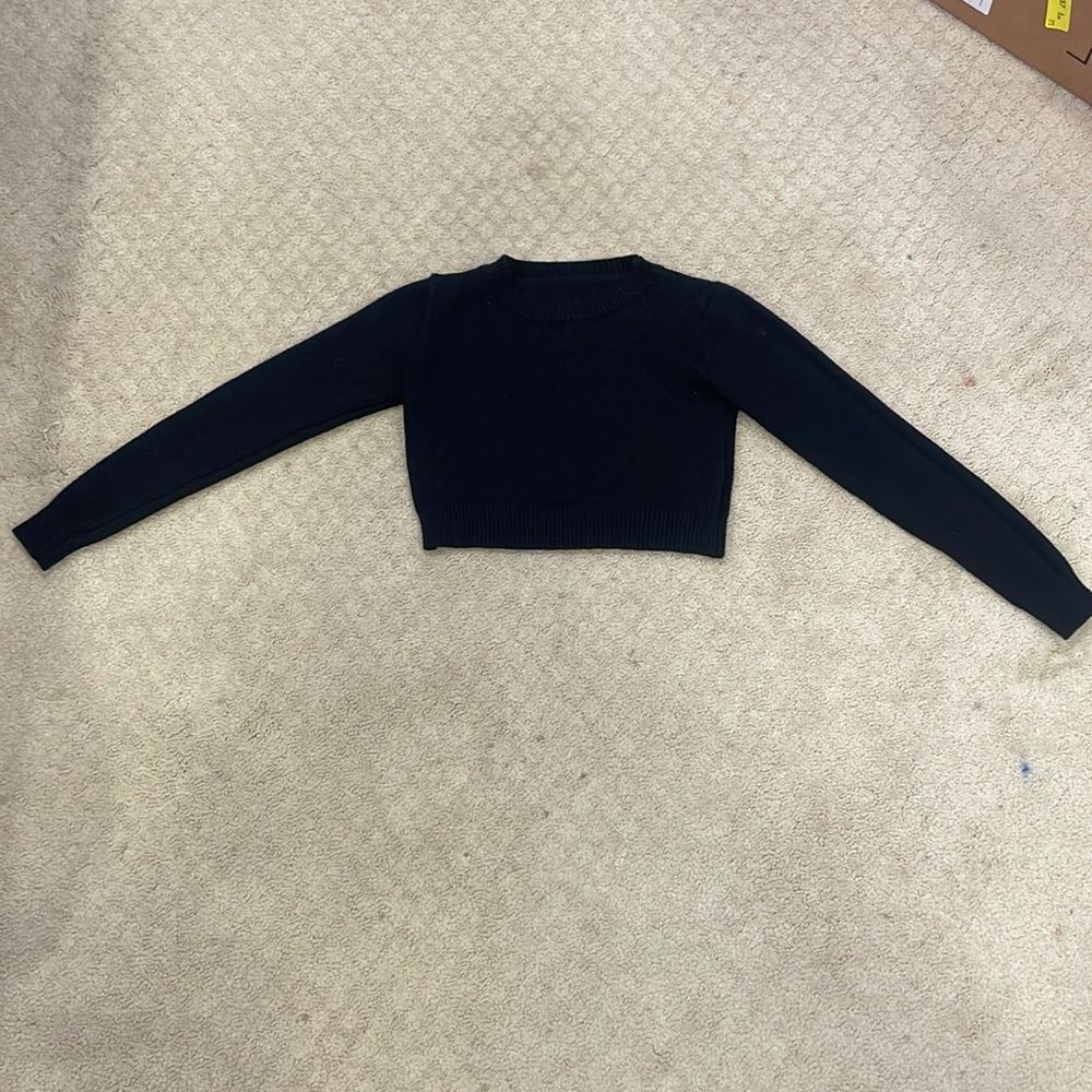 shein size xs US 2 soft cropped black sweater
